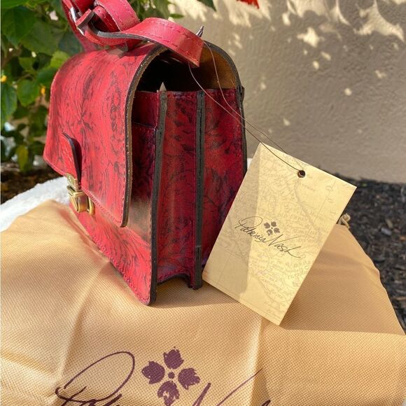 PATRICIA NASH LANZA LEATHER CROSSBODY CLUTCH ETCHED ROSES NWT - Picture 12 of 14